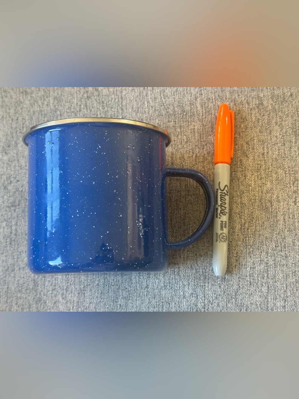 Enamel Set of 4  Mugs.‎  Speckled blue. 24 ounces each NWOT Cottagecore Camping